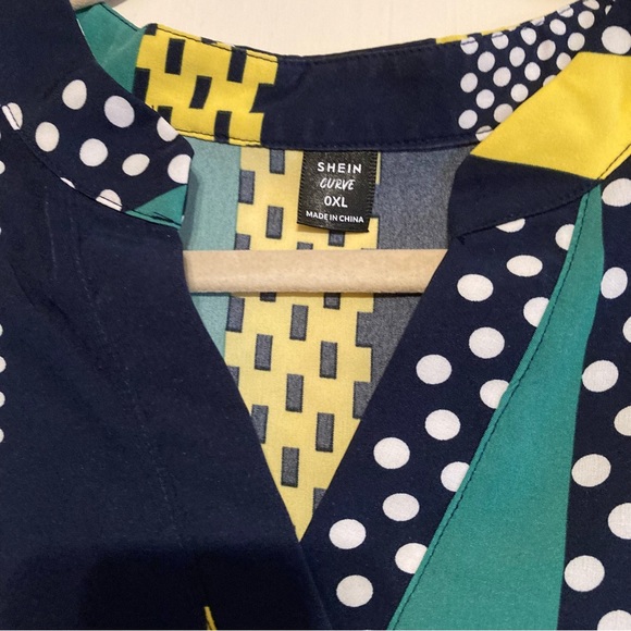 Plus patchwork print flounce sleeve ruffle hem dress - Picture 2 of 6